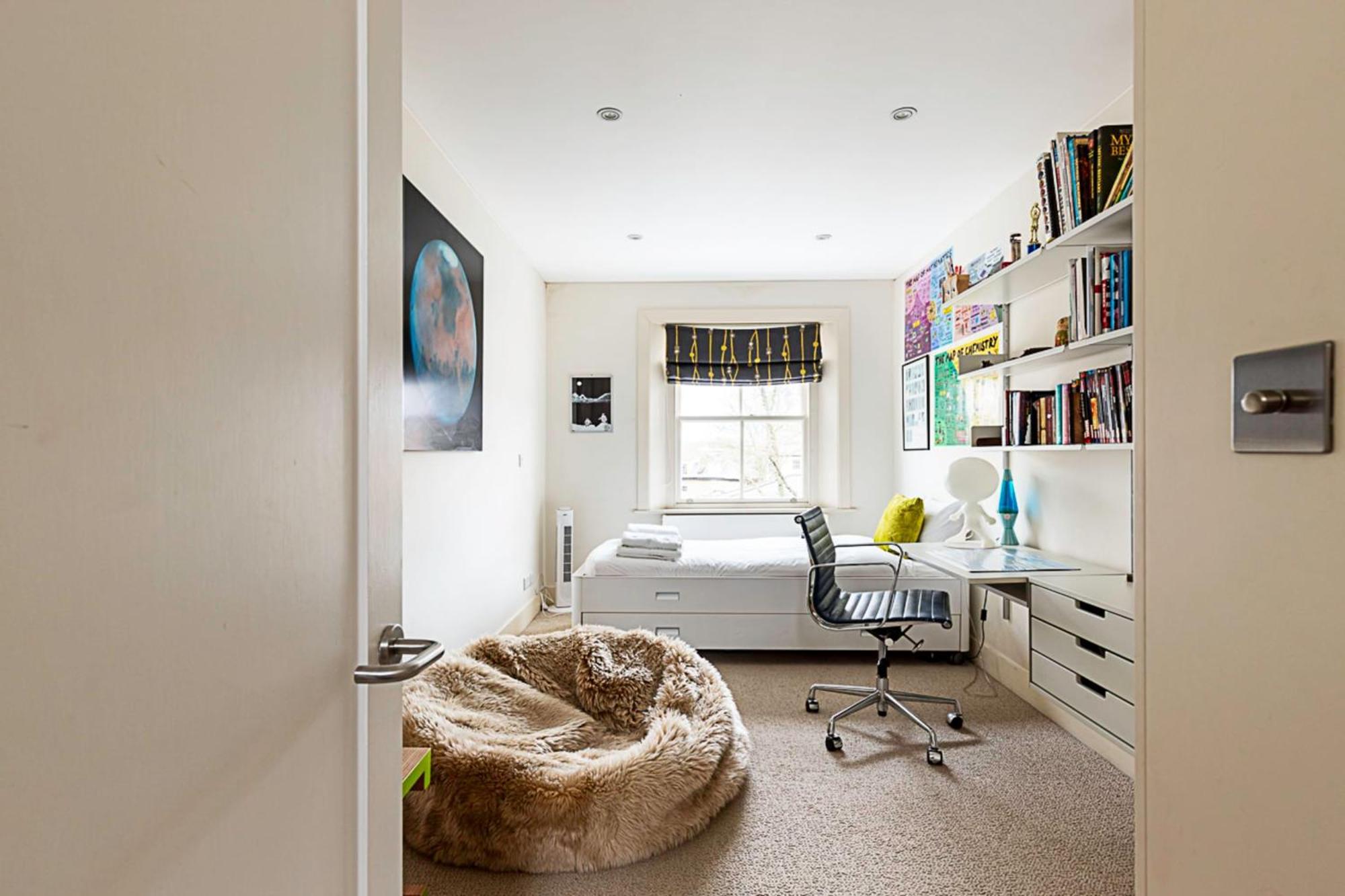 Luxe Retreat 5-bed Gem Holiday home *