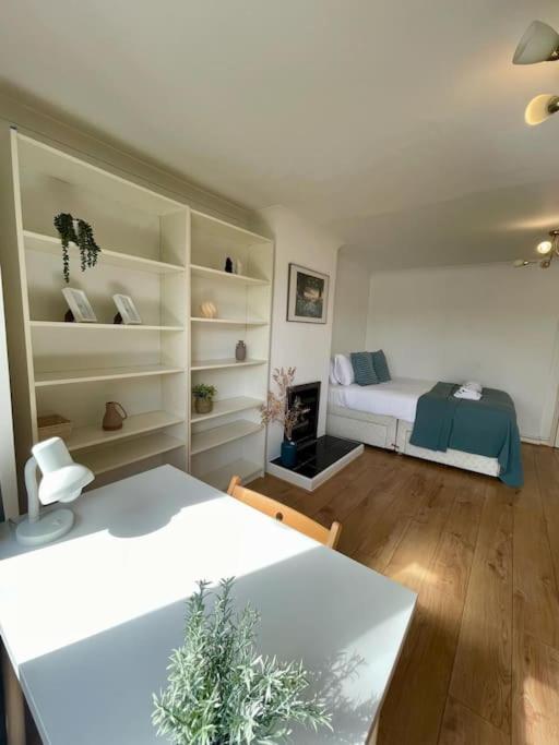 Thamesview Canary Wharf With Freeparking Holiday home