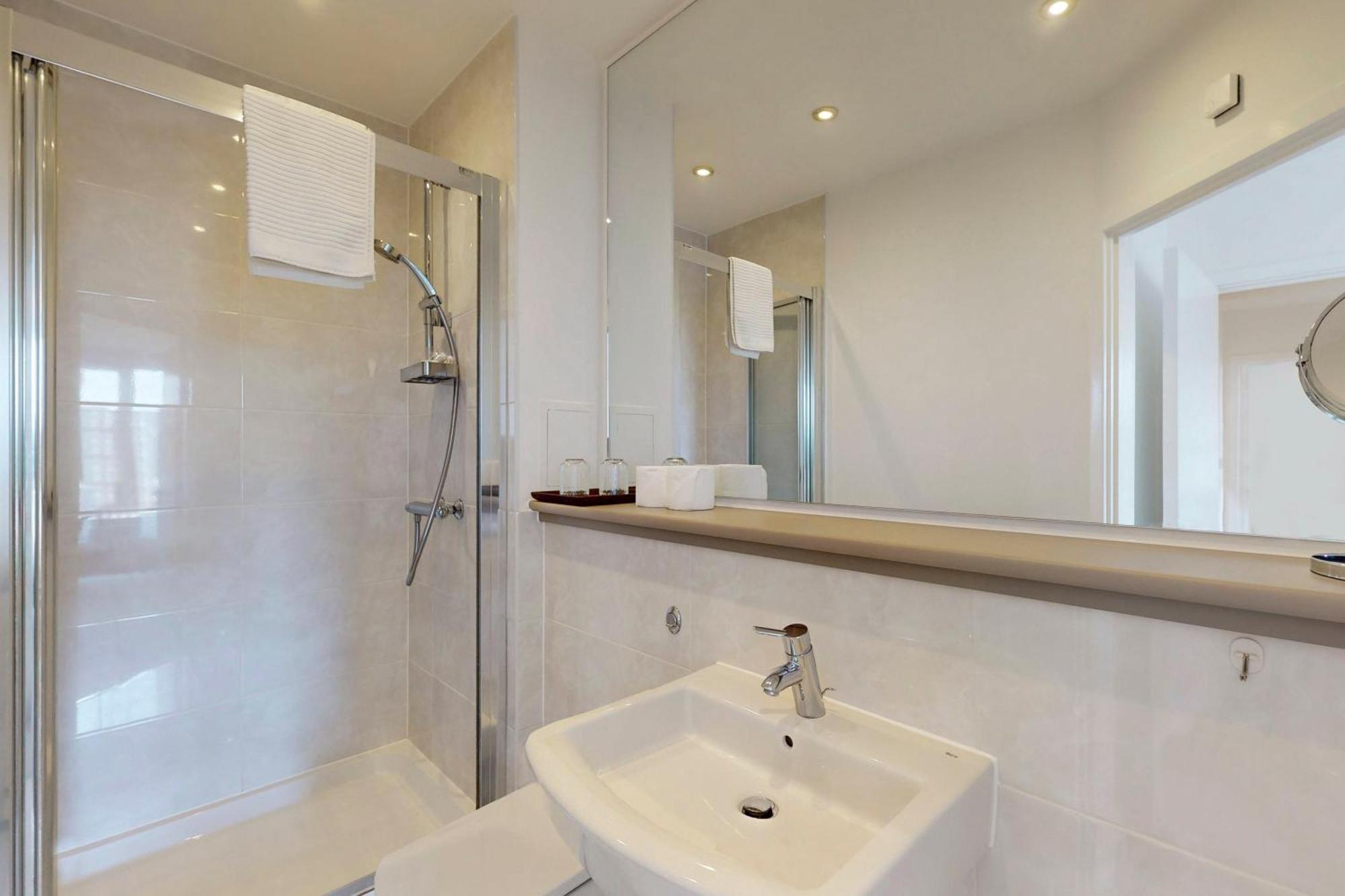 Apartment Lovely With Balcony - 3 Min To Station *