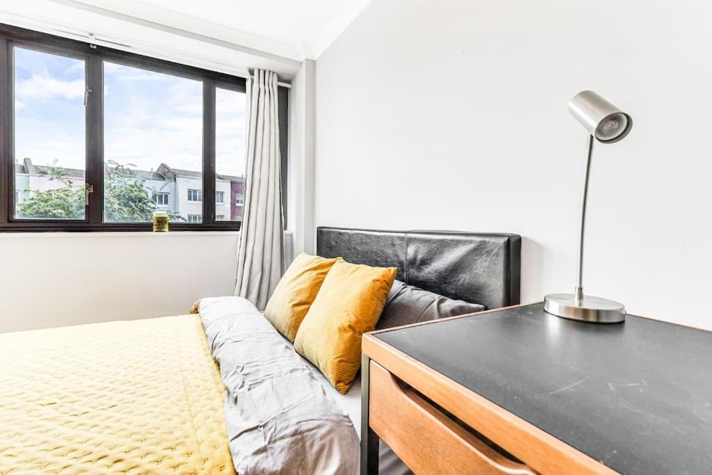 Apartamento Luxstay Earls Court - Sleeps Up To 7
