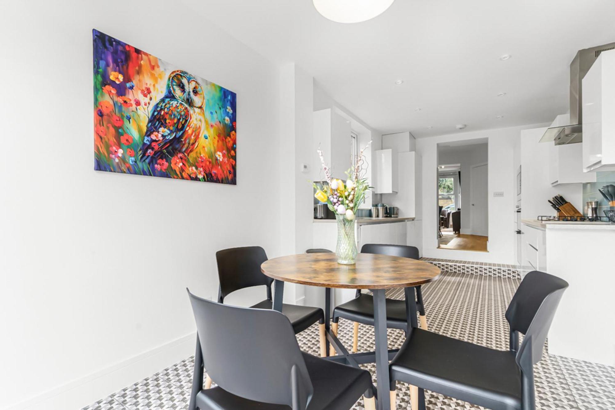 Elegant Hither Family London