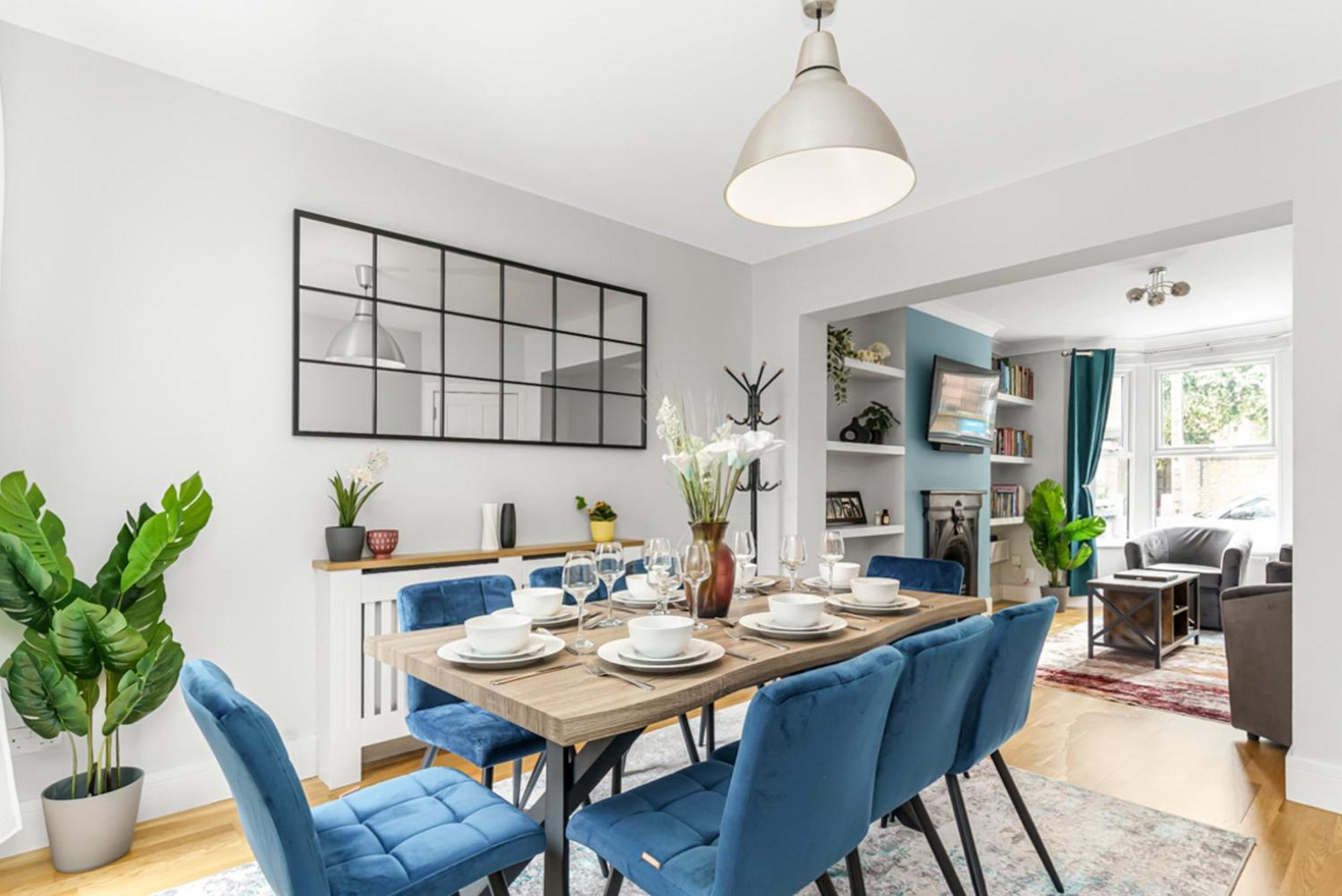 Elegant Hither Family Holiday home