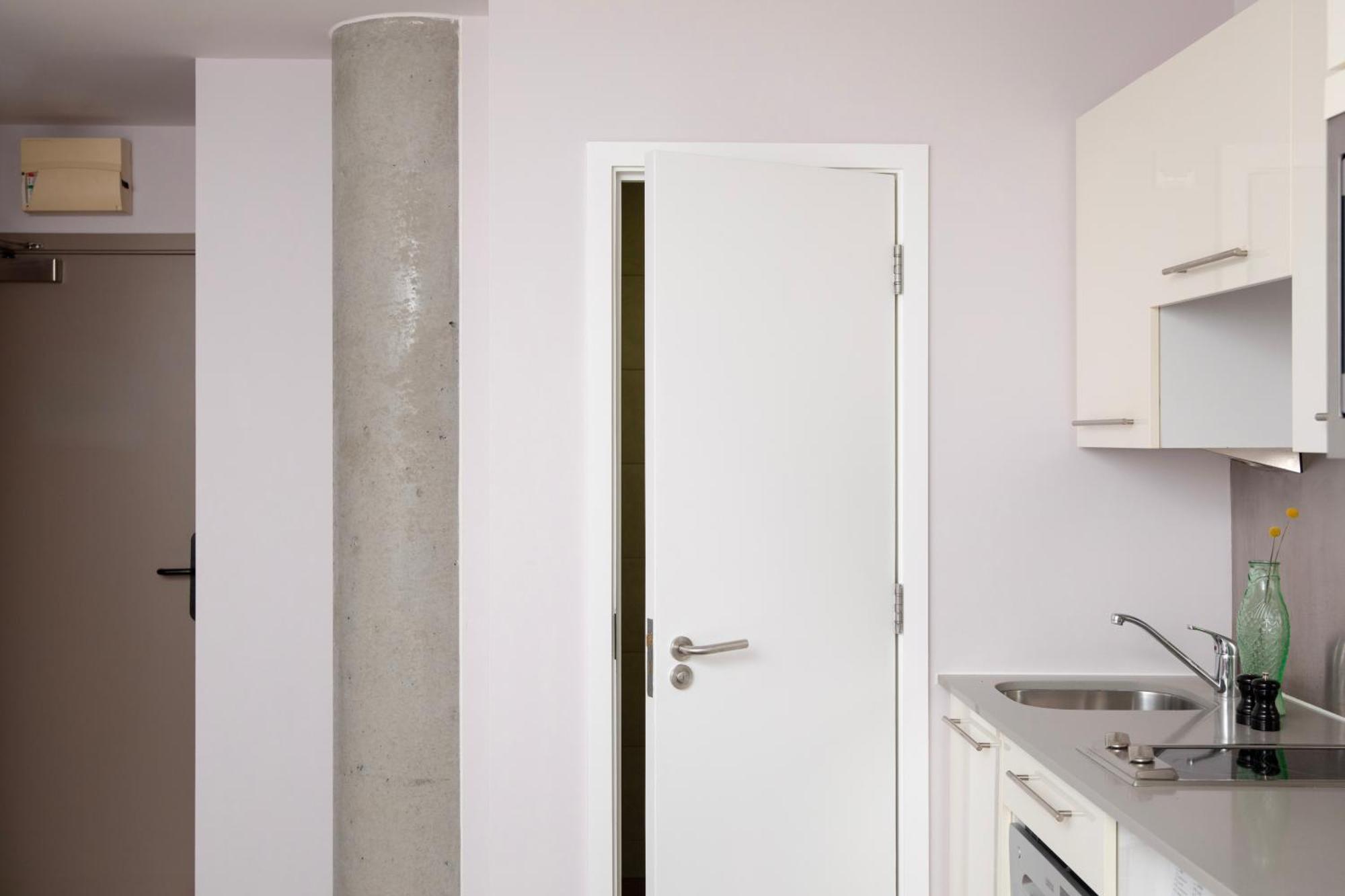 Bob W Tower Hill Residences Apartamento *