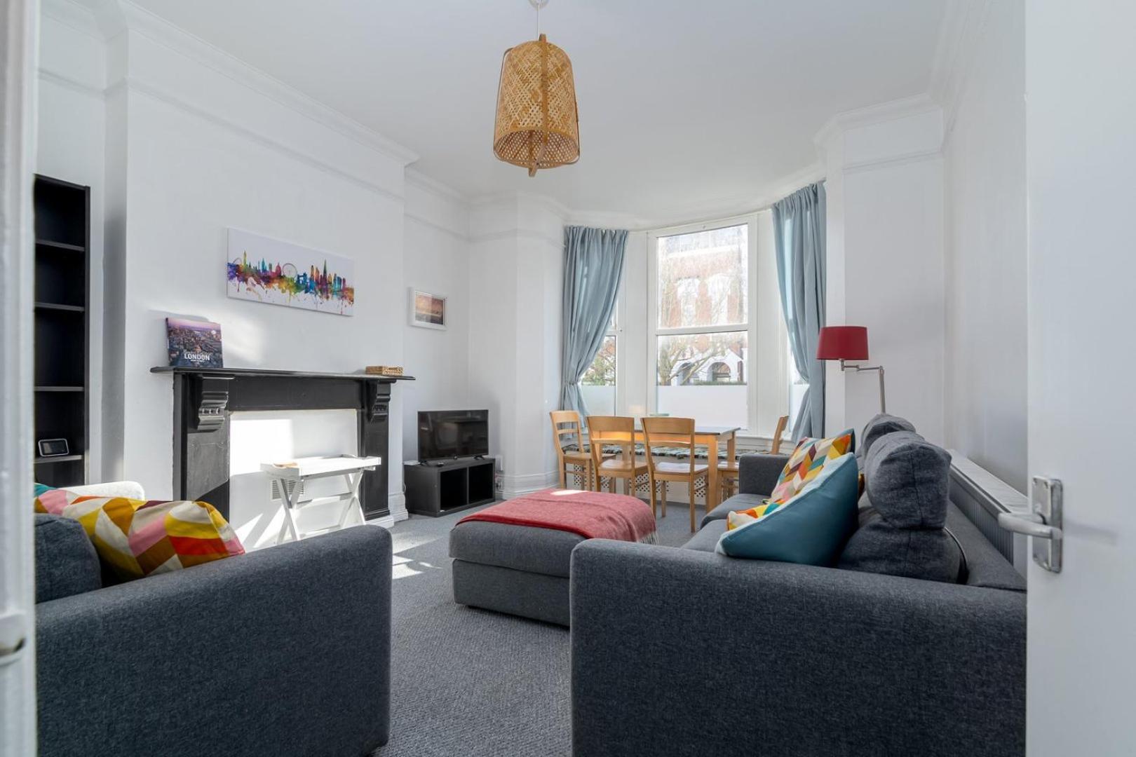Ferienhaus Guestready - Soberbo Moderno Com Jardim Em Kilburn *