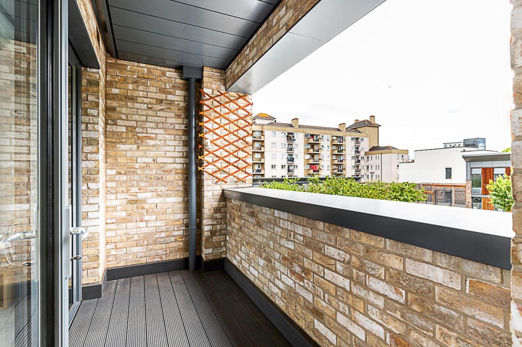 Well-connected Cosy And Bright Modern Flat Apartment London