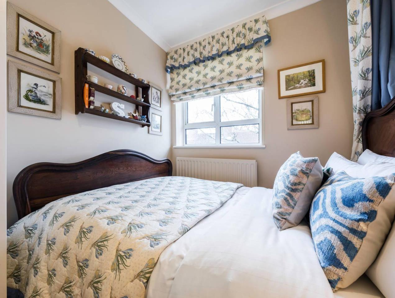 3 Bedroom On Portobello Road In Notting Hill