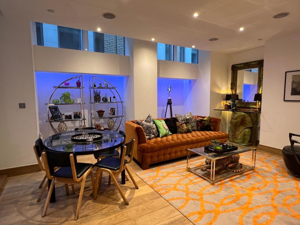 Apartment Luxurious 2 Bedroon Flat In The Heart Of London