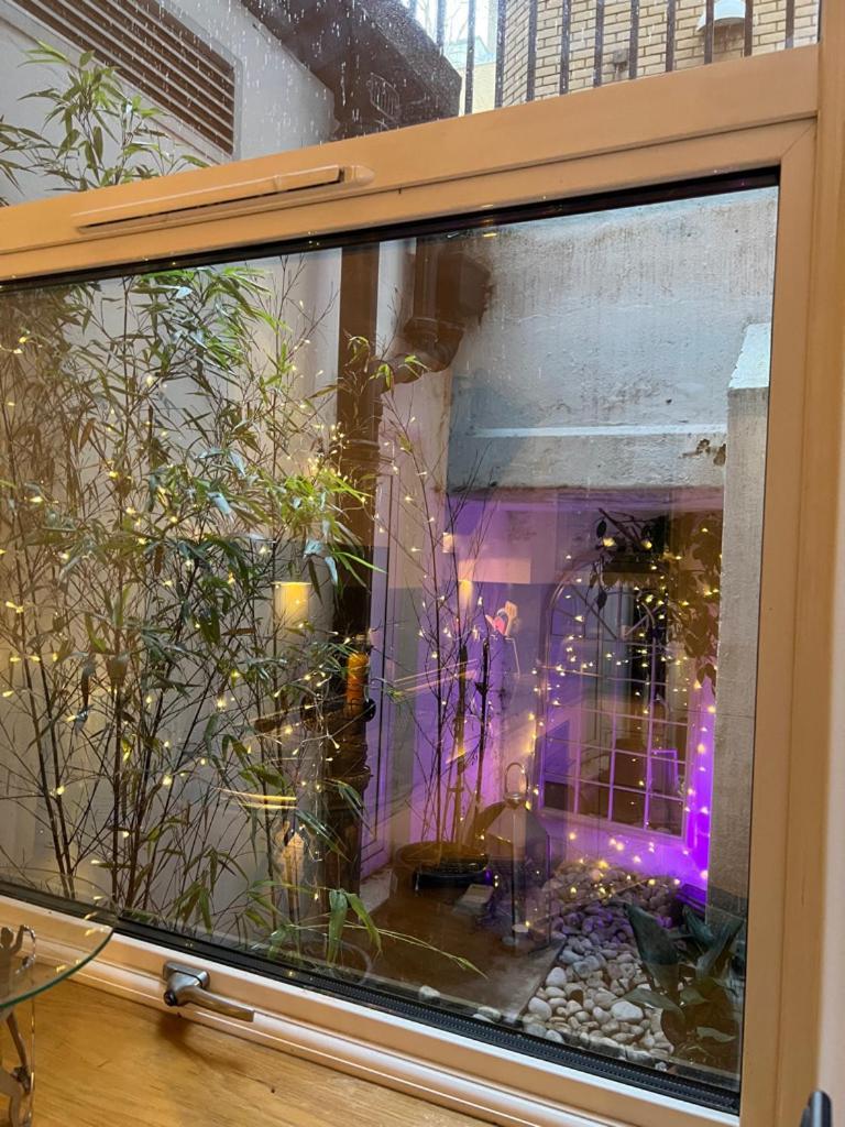 Luxurious 2 Bedroon Flat In The Heart Of *