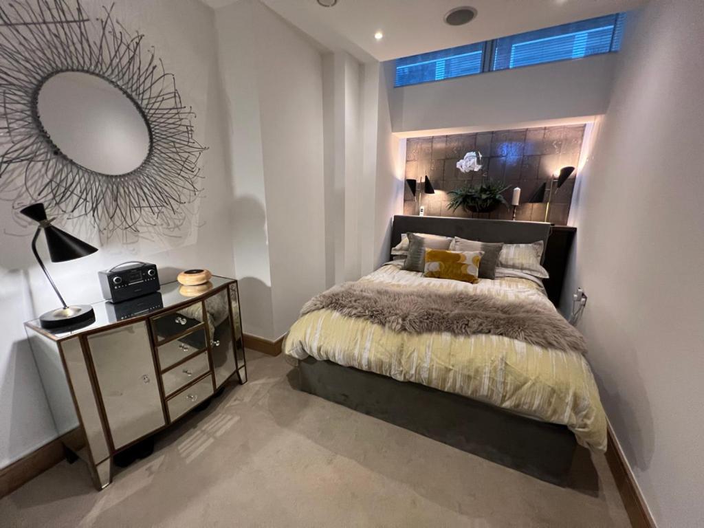 Apartment Luxurious 2 Bedroon Flat In The Heart Of