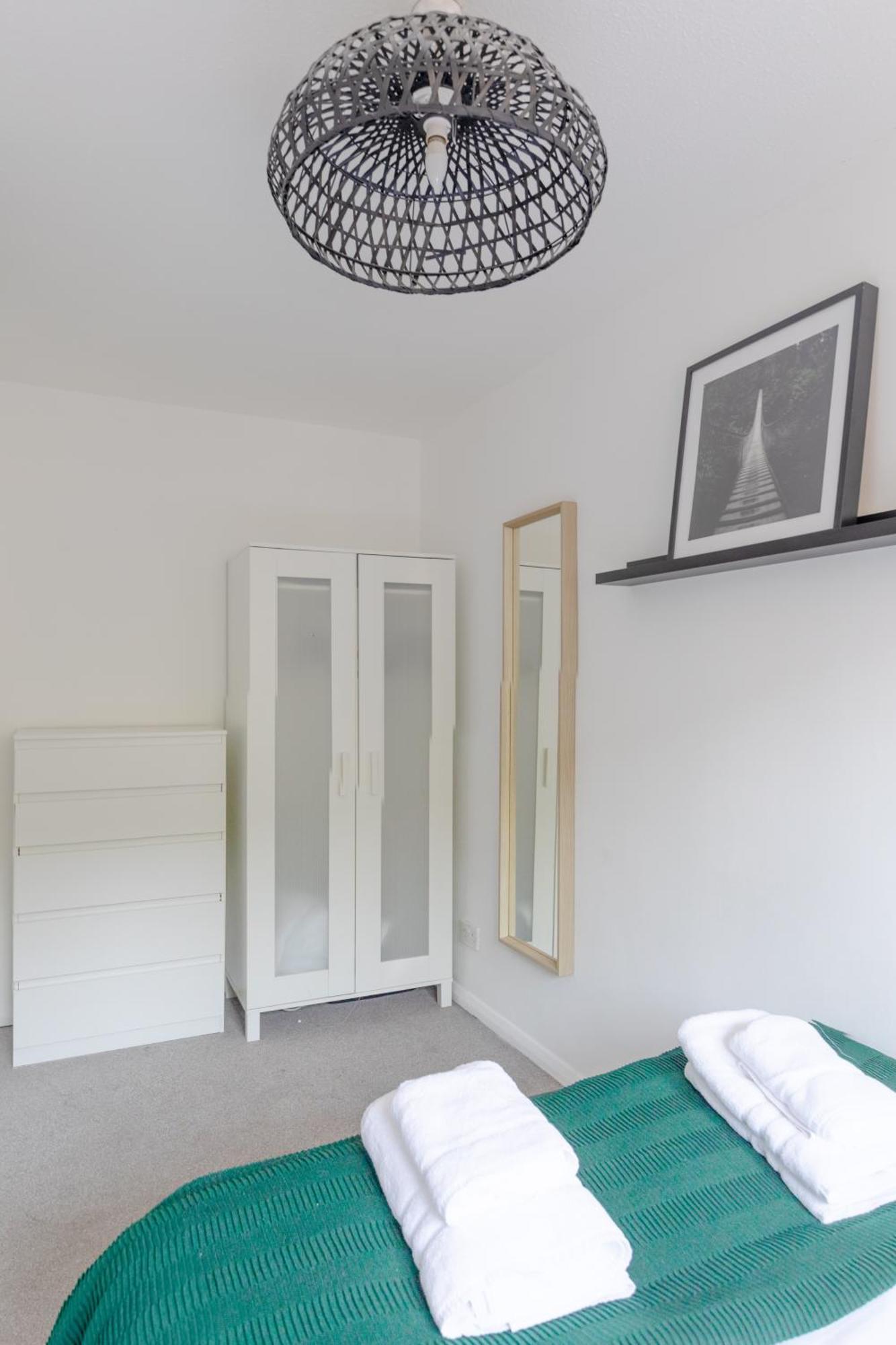 Lovely 4 Bedroom House With Garden Near Waterloo Apartamento Londres