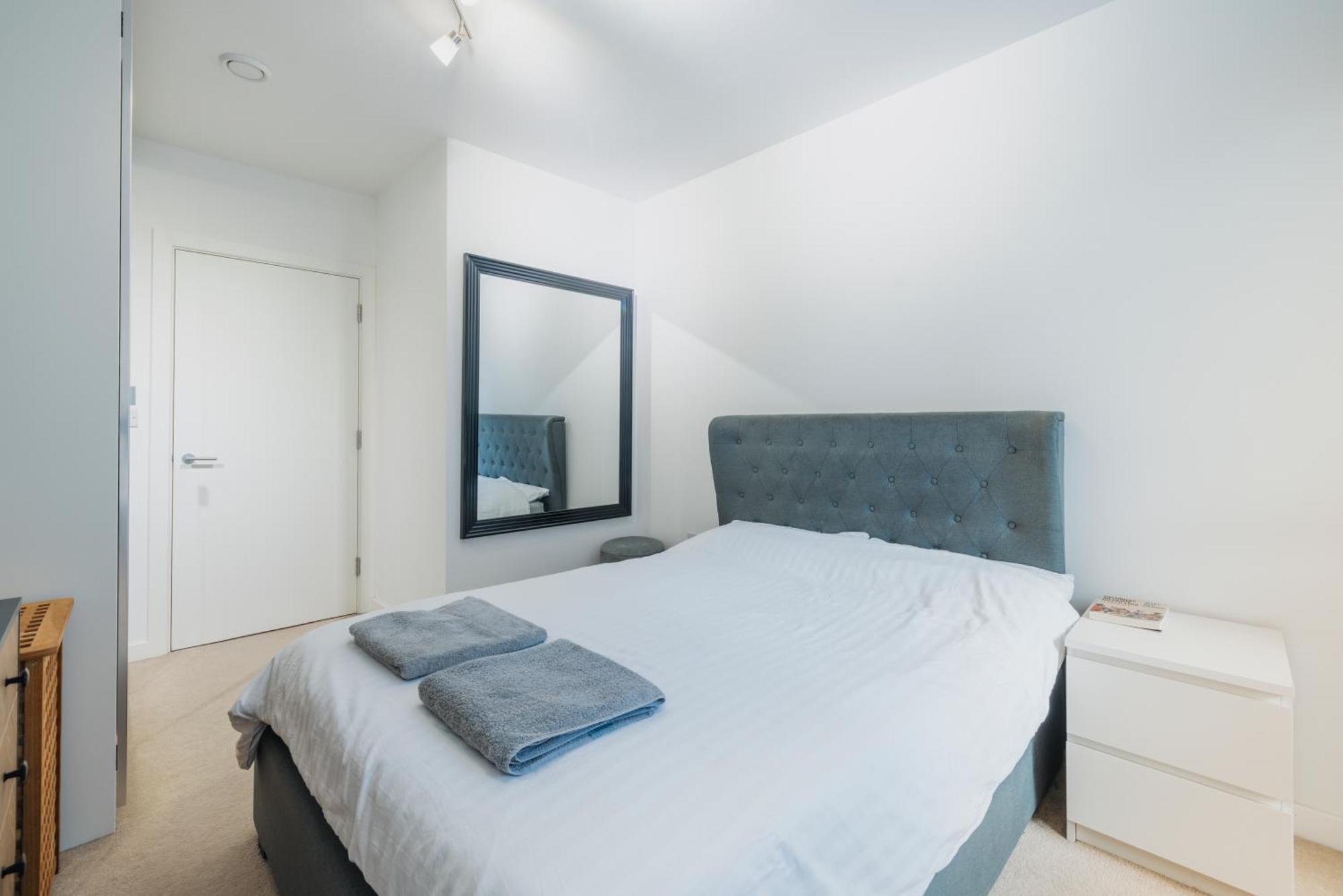 Homestay Brixton Village Flat- Private En-suite Double Bedroom London