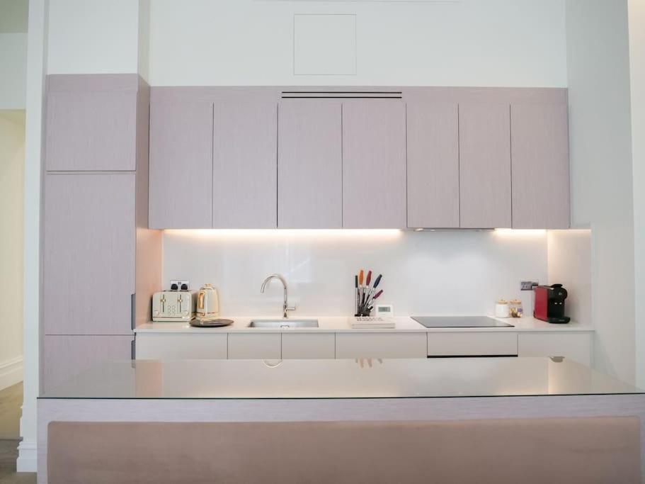 Stylish 2 Bed Flat On The Iconic Gloucester Road Apartamento Londres