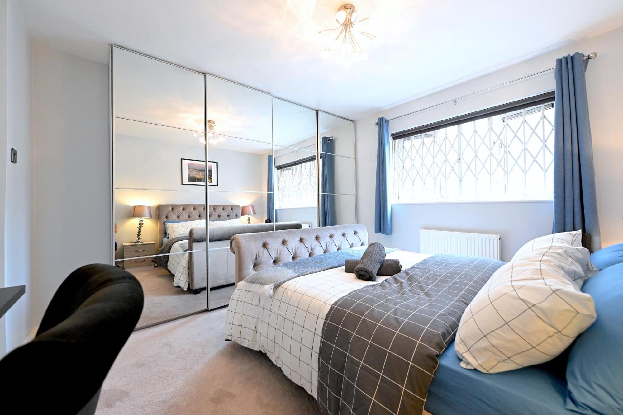 3 Bedroom House In Euston, Patio & Bbq London