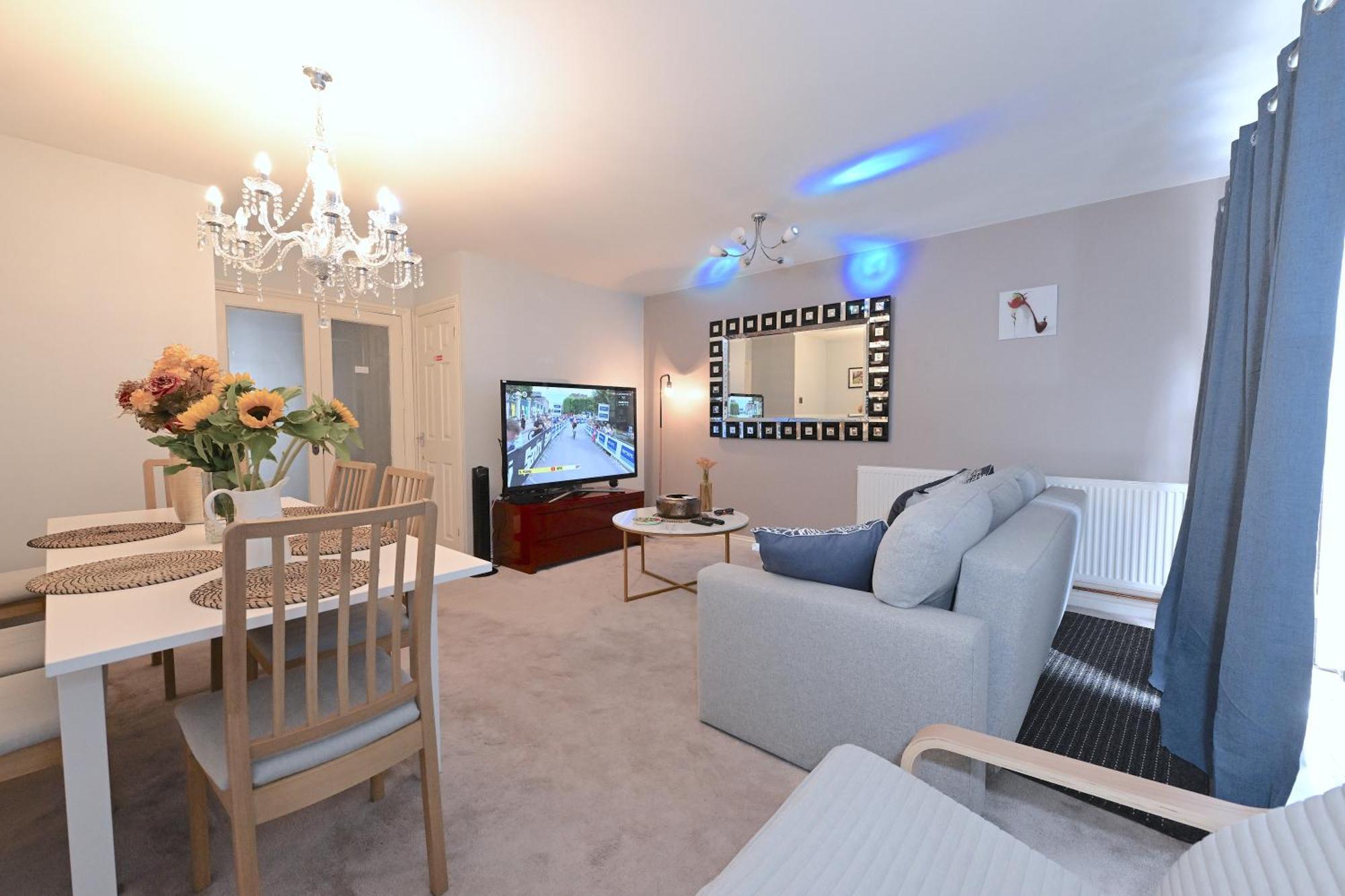 3 Bedroom House In Euston, Patio & Bbq Holiday home London