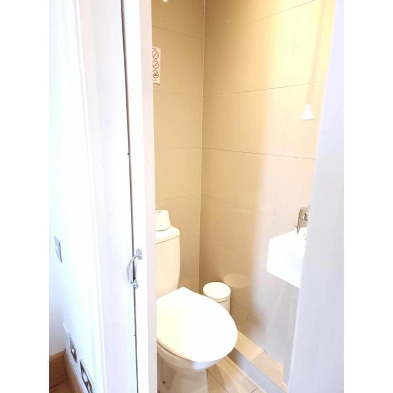 F204-compact 2nd Flr Fits 2-near Hyde Park Apartment London