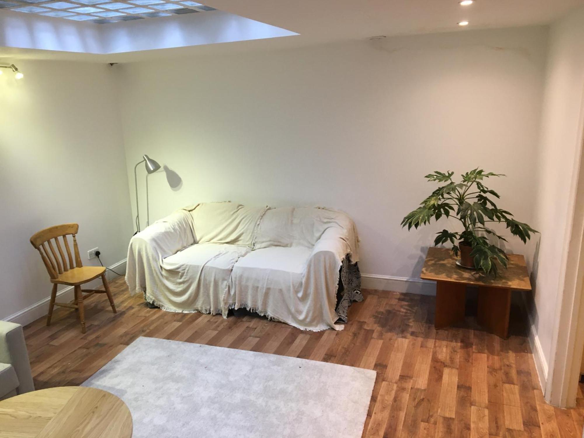 Spacious Duplex Flat London