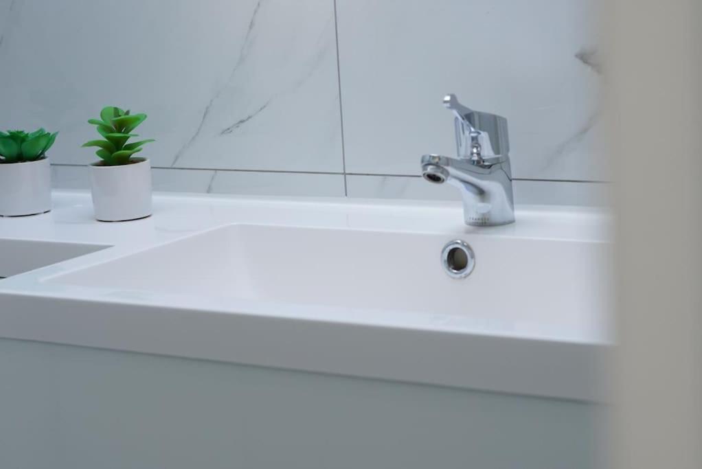 Apartamento 7 *