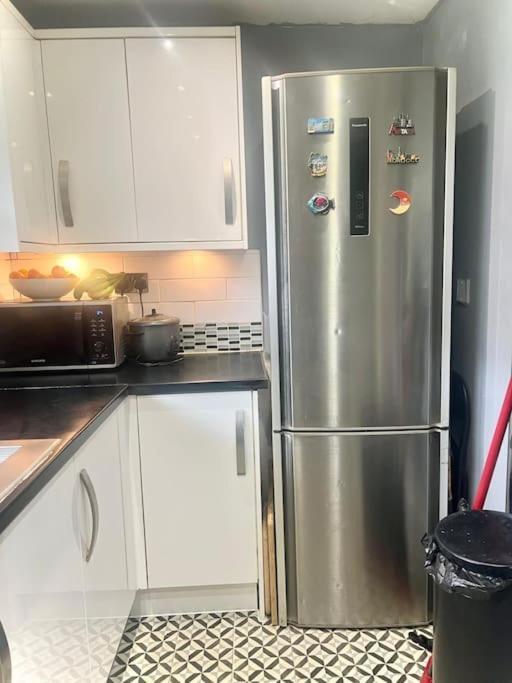 Beautiful 1 Bedroom House With Garden Apartment