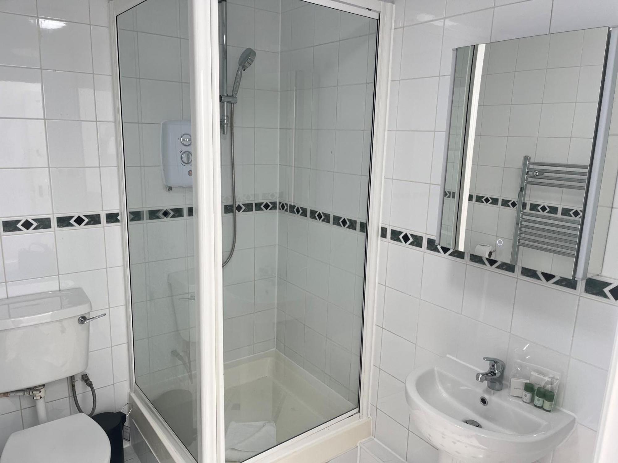 Access Farringdon Apartment