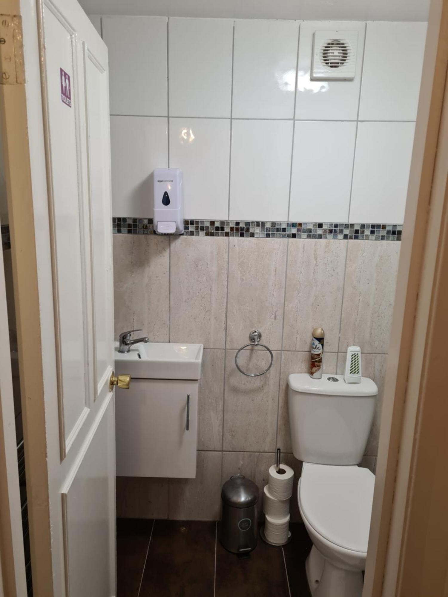 Casa de férias 4br-2ensuite-10mincentrallondon-sleeps11-parking Londres