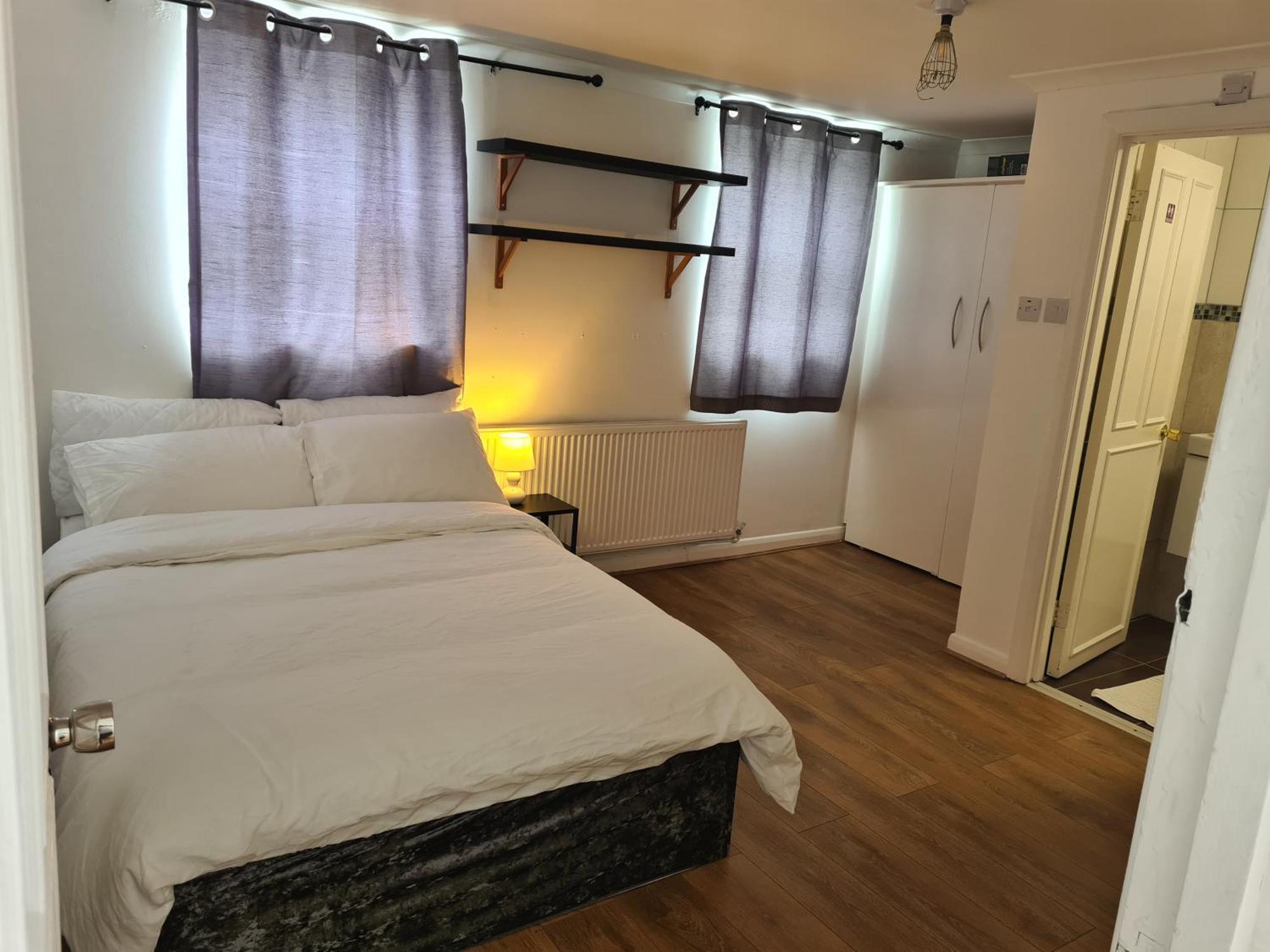 Casa de férias 4br-2ensuite-10mincentrallondon-sleeps11-parking Londres