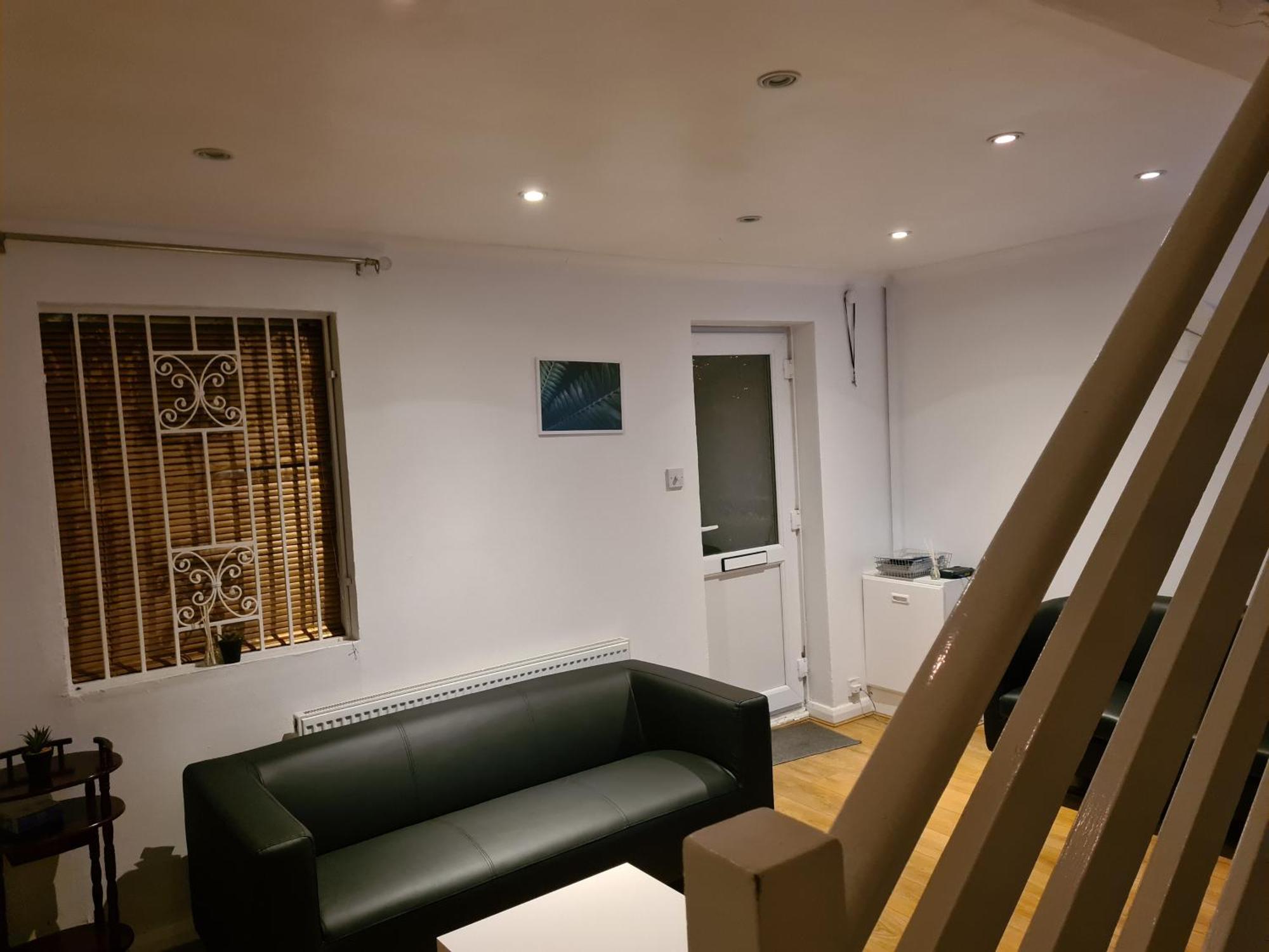 4br-2ensuite-10mincentrallondon-sleeps11-parking Casa de férias