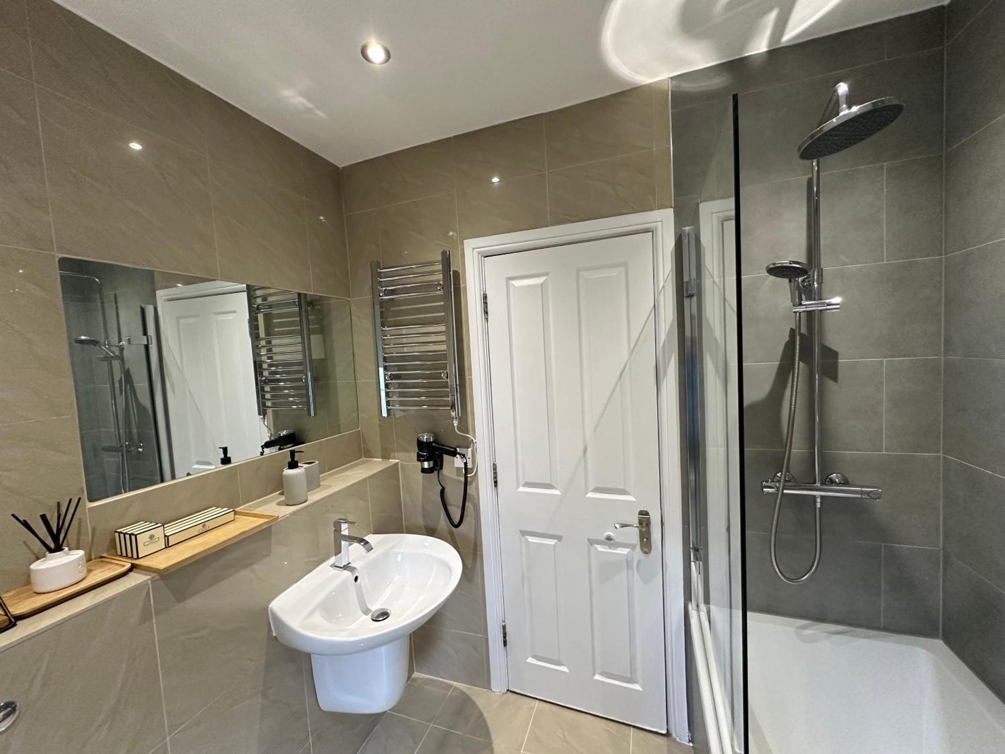 Apartment Brand New Flat In