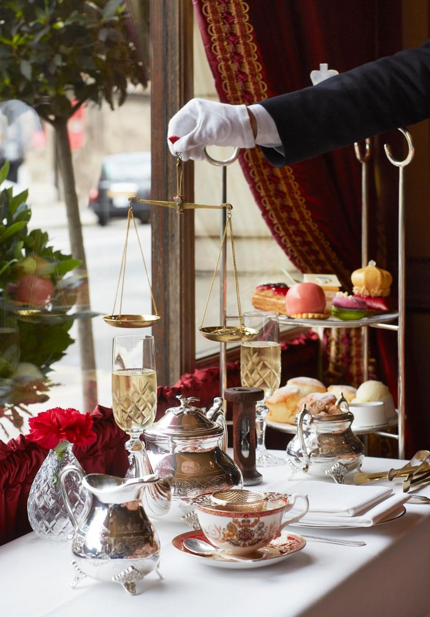 Hotel Rubens At The Palace 5*
