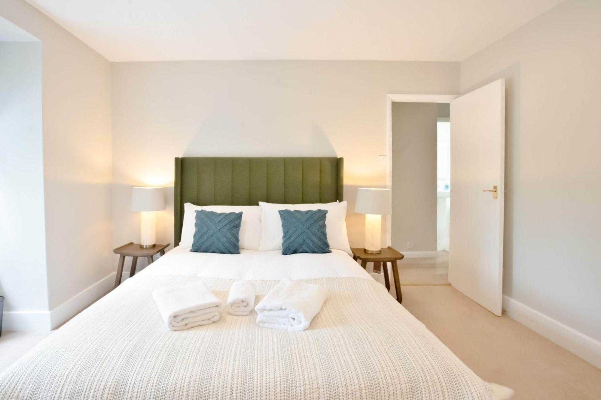 Primrose Hill Park Apartment *