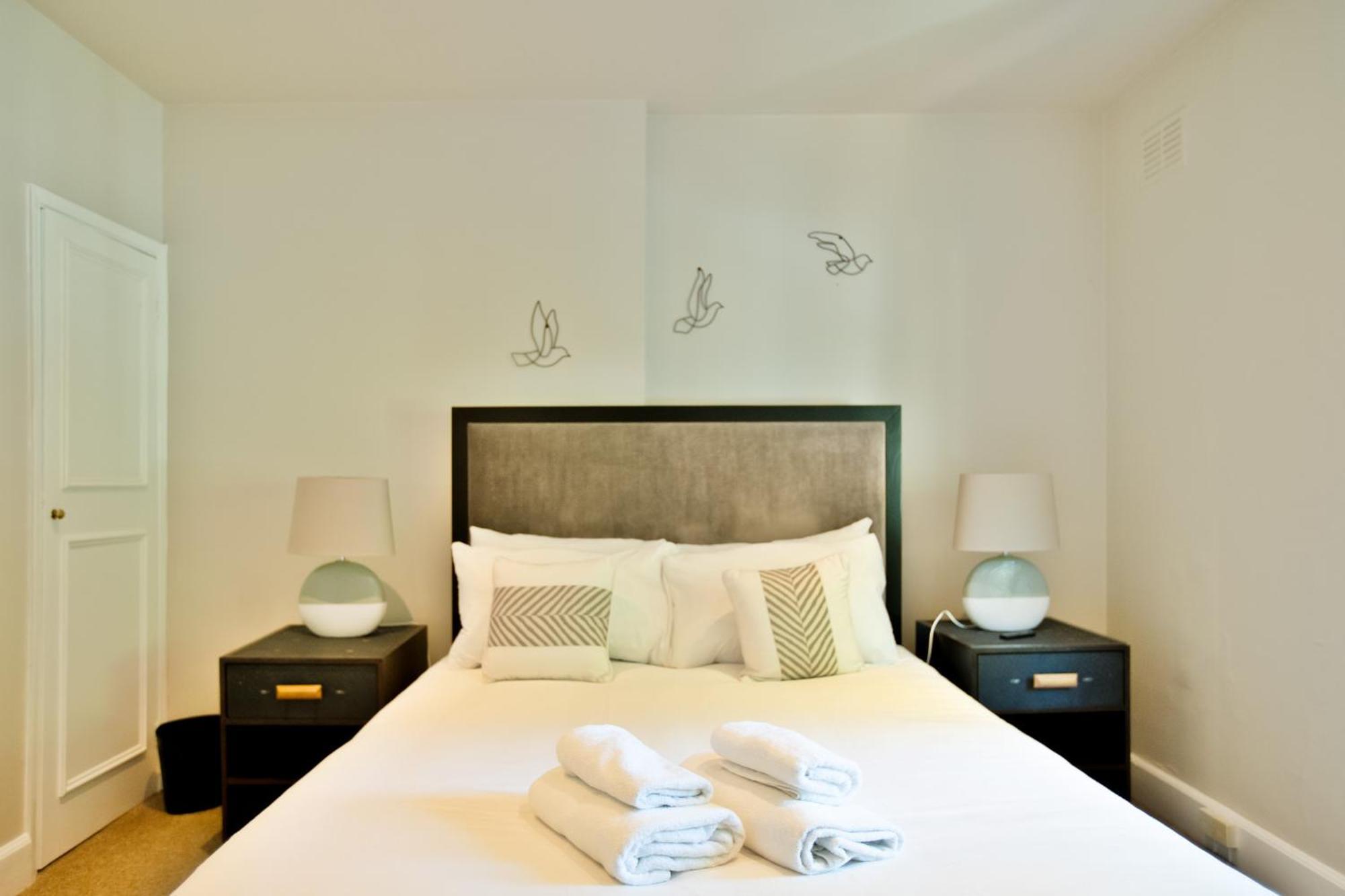 Primrose Hill Park Apartment