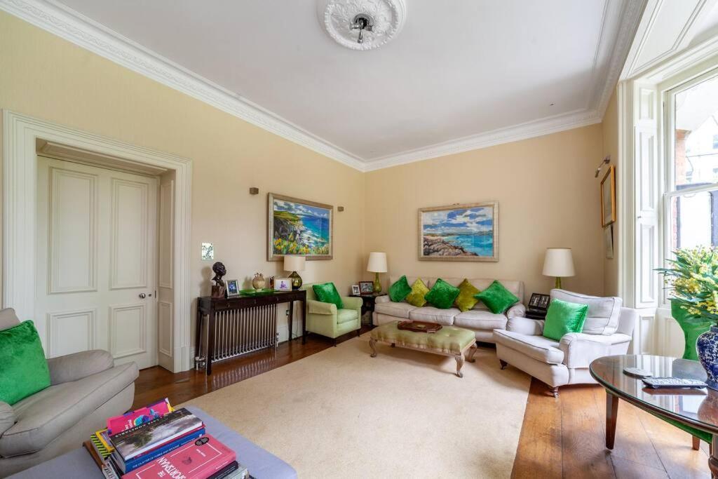 Elegant 2-bedroom Flat In South Kensington, Apartment *