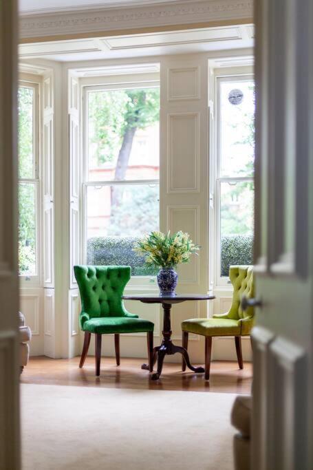 Elegant 2-bedroom Flat In South Kensington, Apartment London