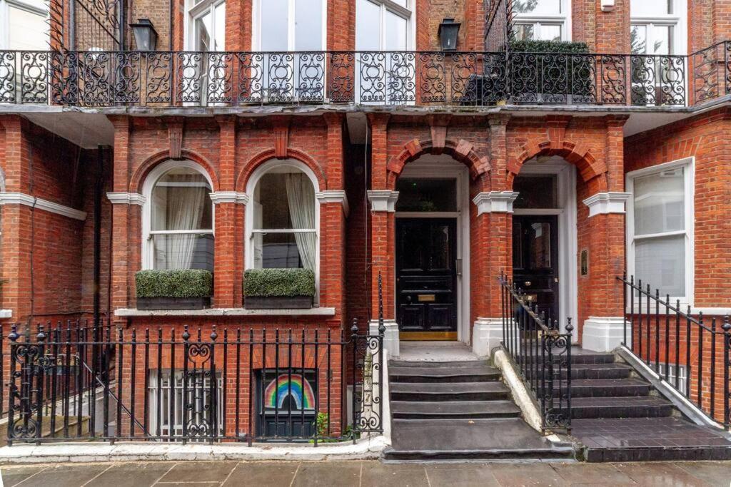 Elegant 2-bedroom Flat In South Kensington, Apartment