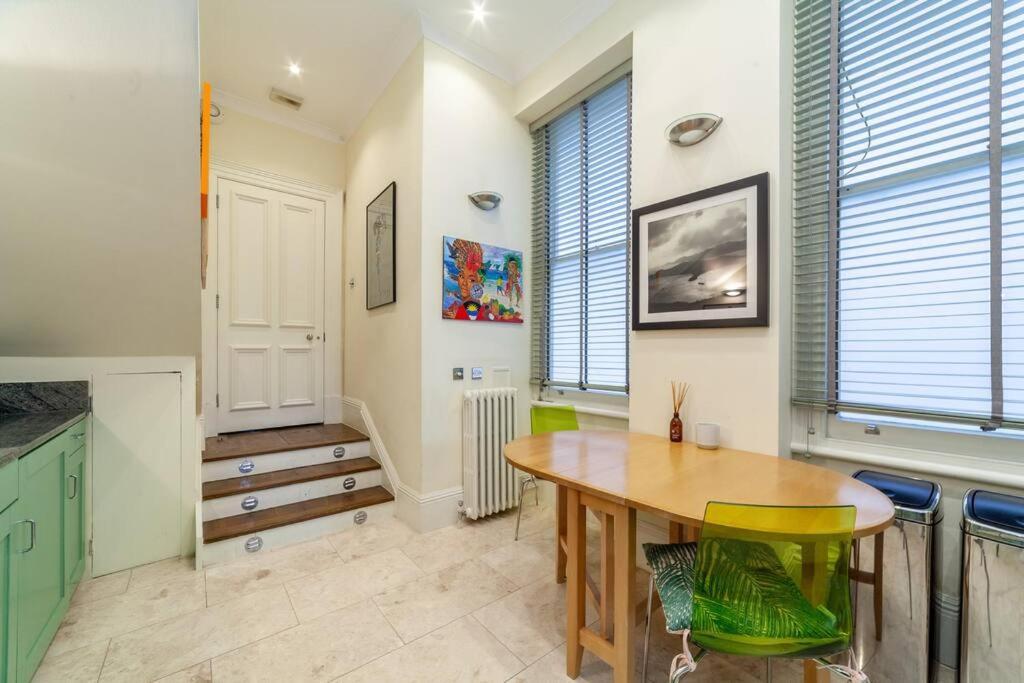 Elegant 2-bedroom Flat In South Kensington, Apartment *