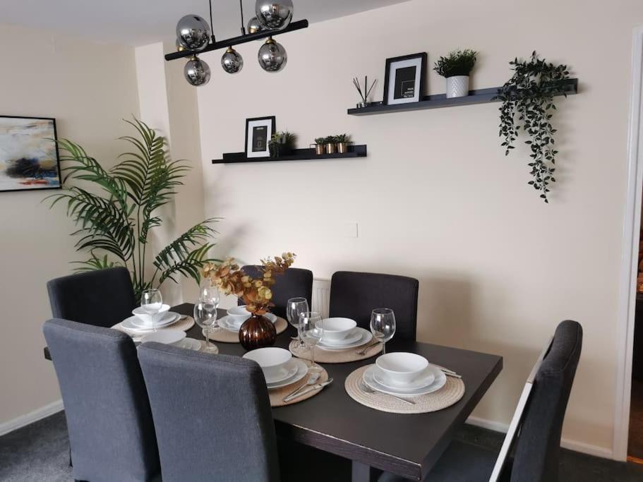 Cozy Near O2 Arena