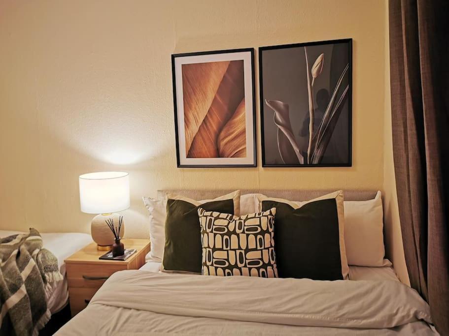 Cozy Near O2 Arena Guest house