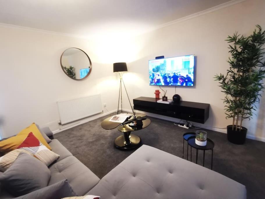 Guest house Cozy Near O2 Arena *
