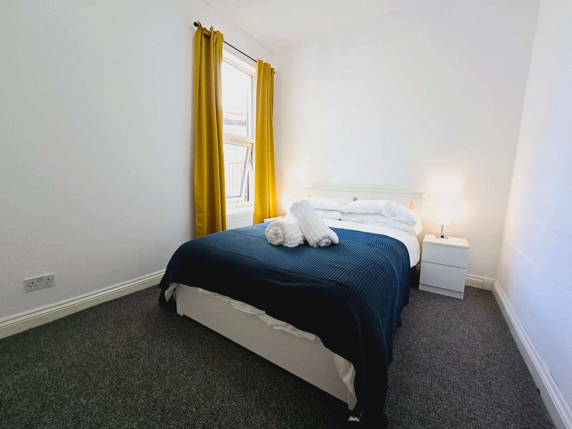 The Flat - 2 Bedroom London