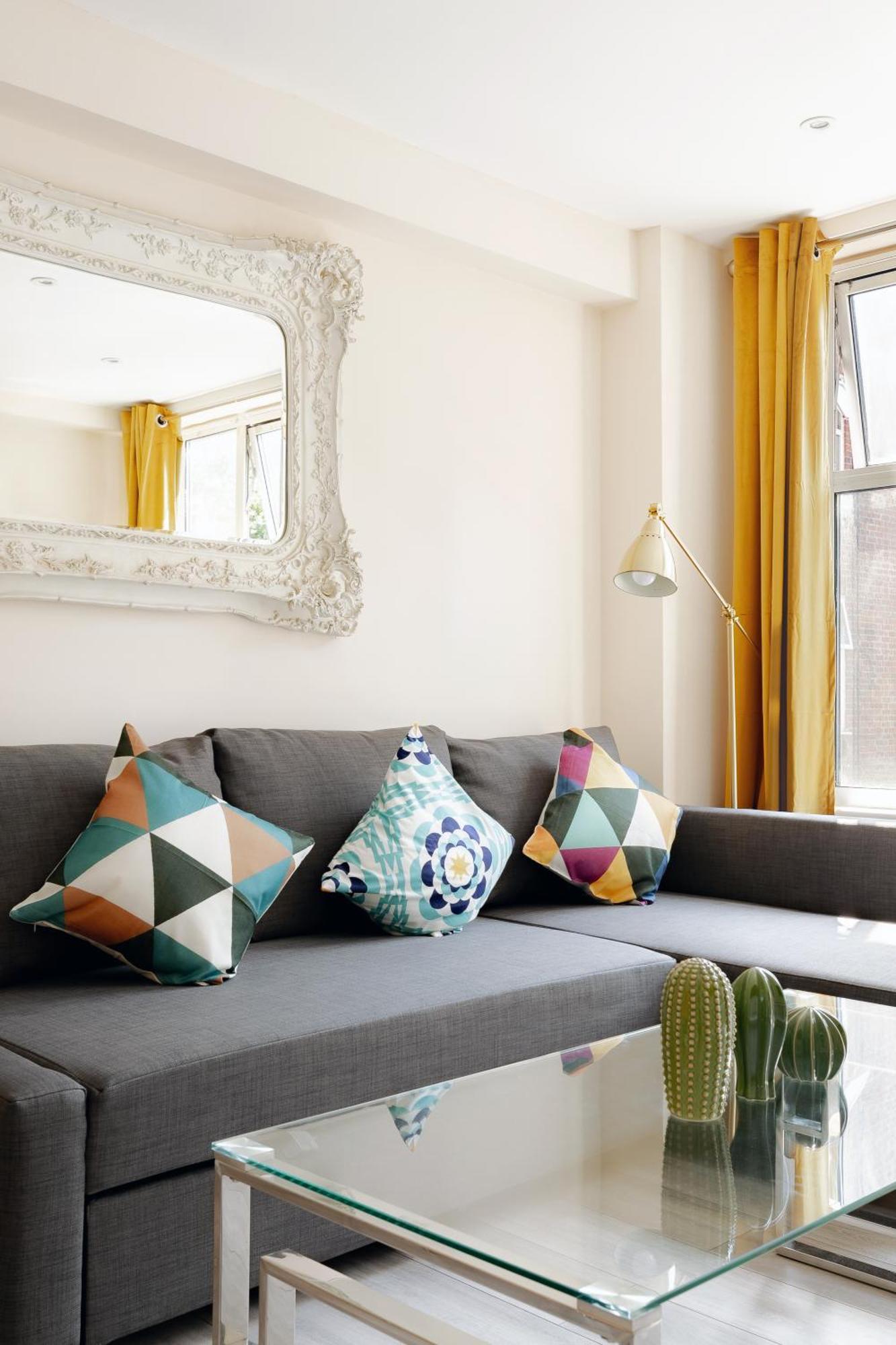 Two Bedroom Near Hyde Park And Oxford Street * Londres