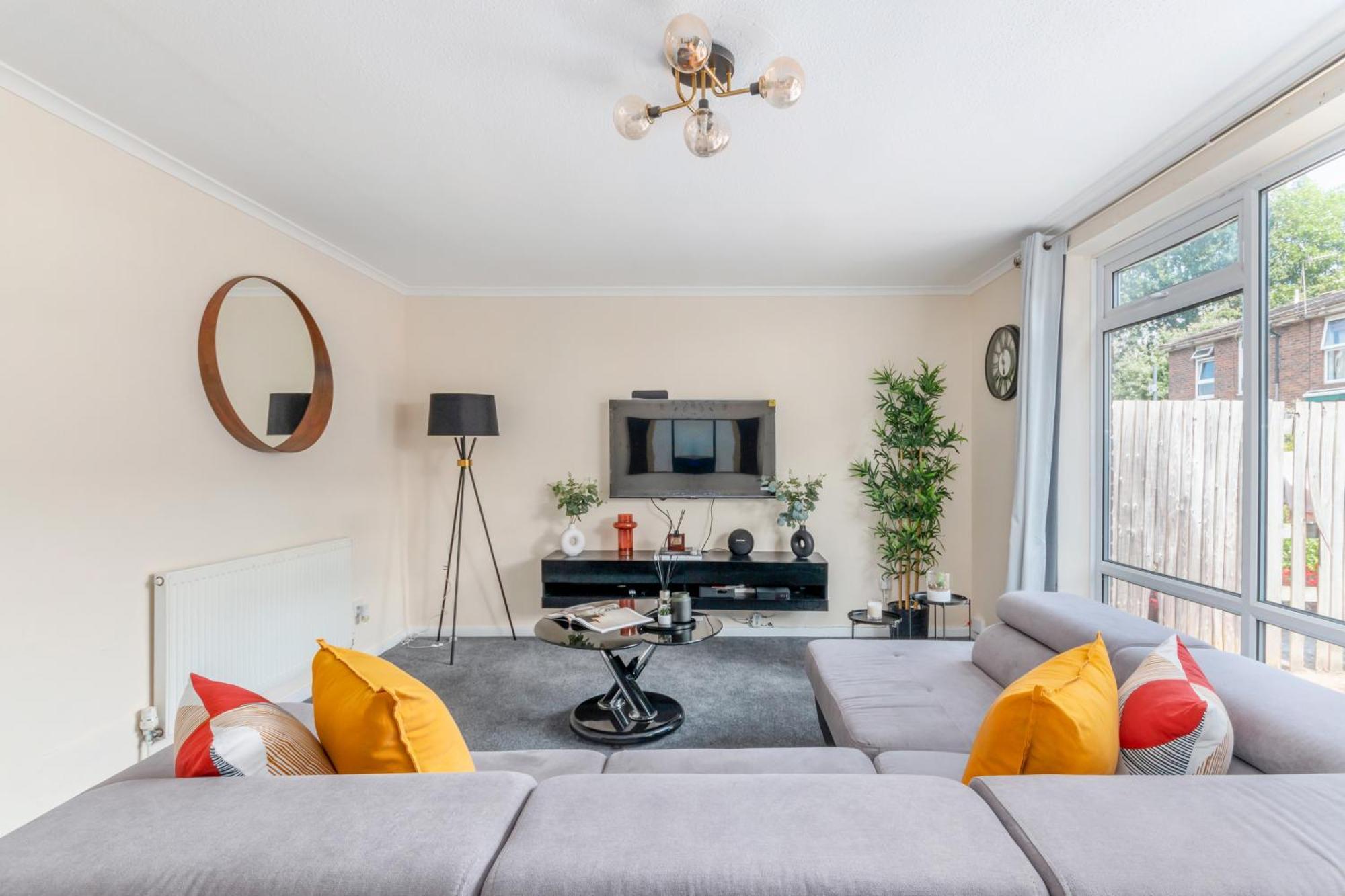Cozy Near O2 Arena *