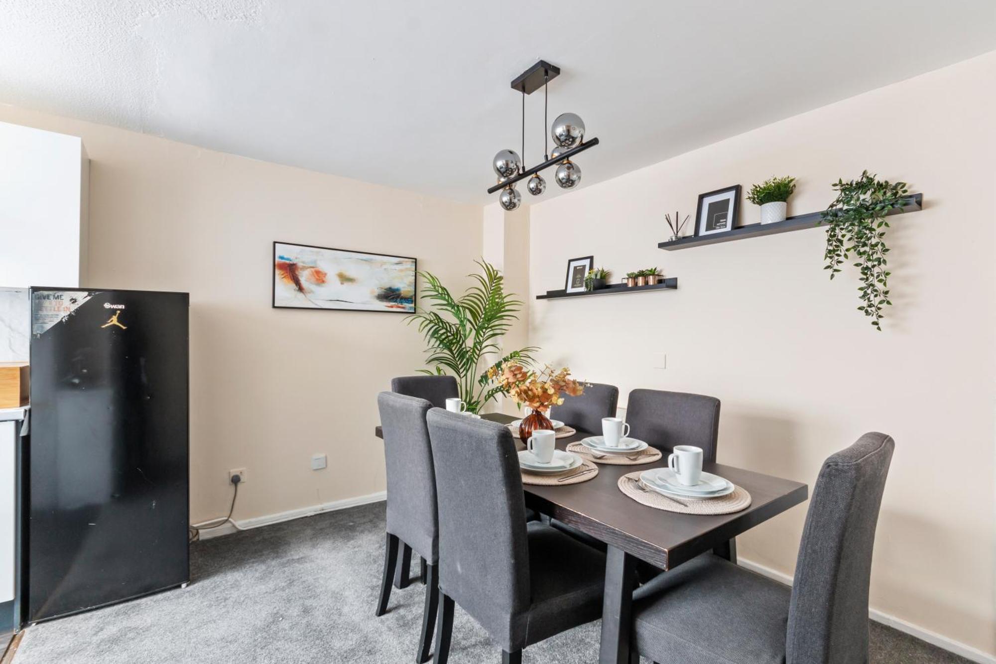 Cozy Near O2 Arena Guest house *
