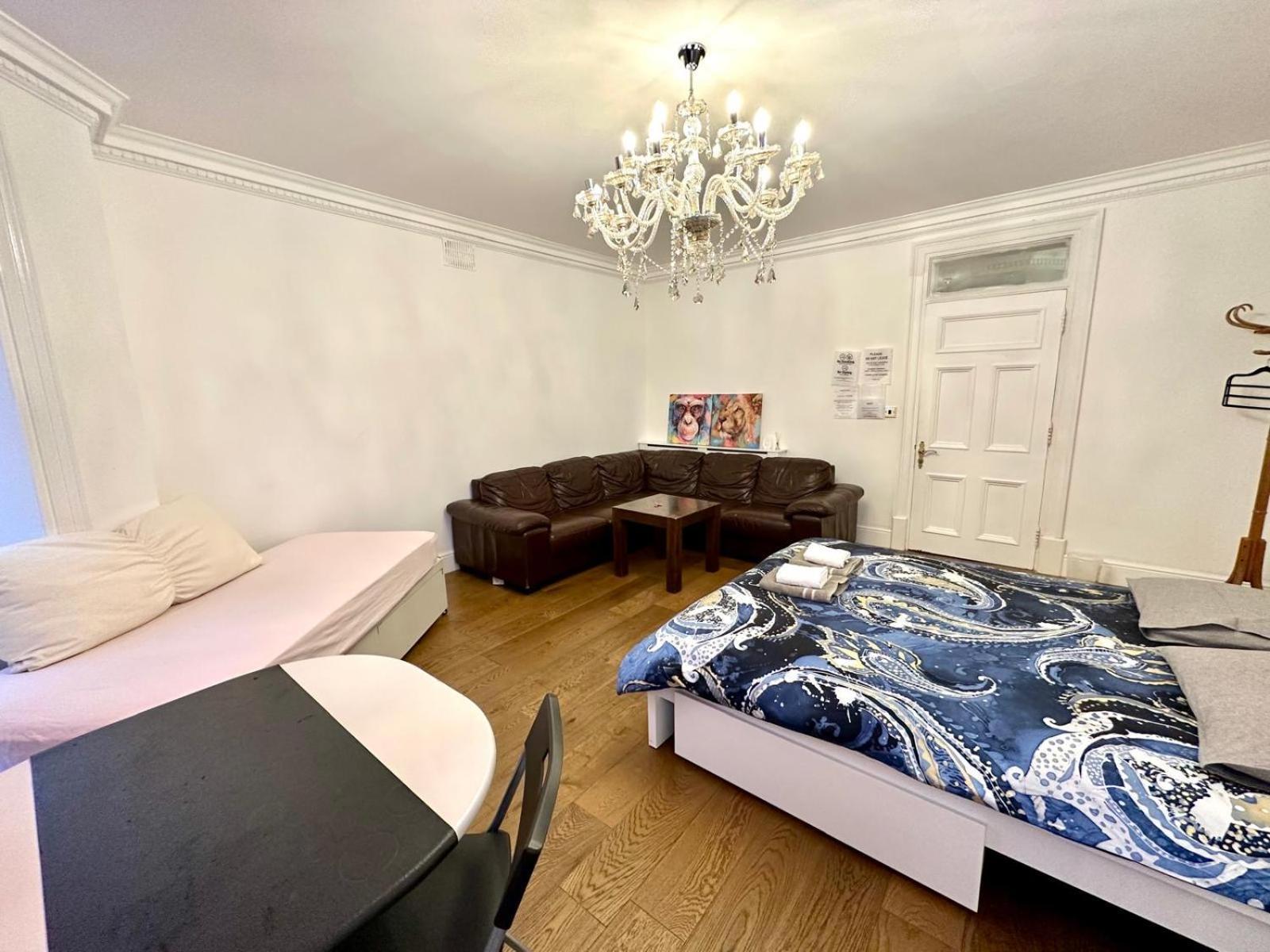 Apartment 5 Minutes From Hyde Park And Oxford Street 5 Bedrooms In London