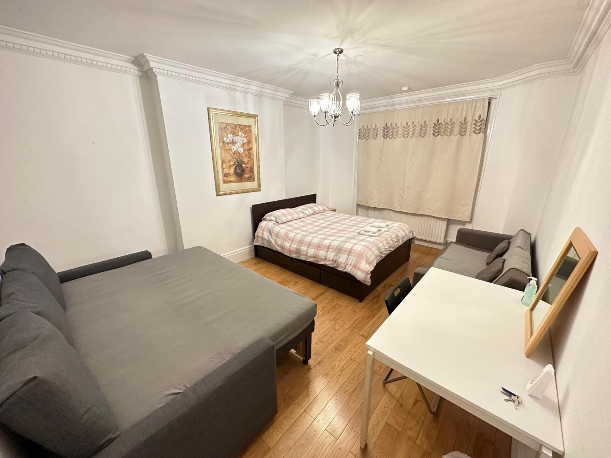 5 Minutes From Hyde Park And Oxford Street 5 Bedrooms In
