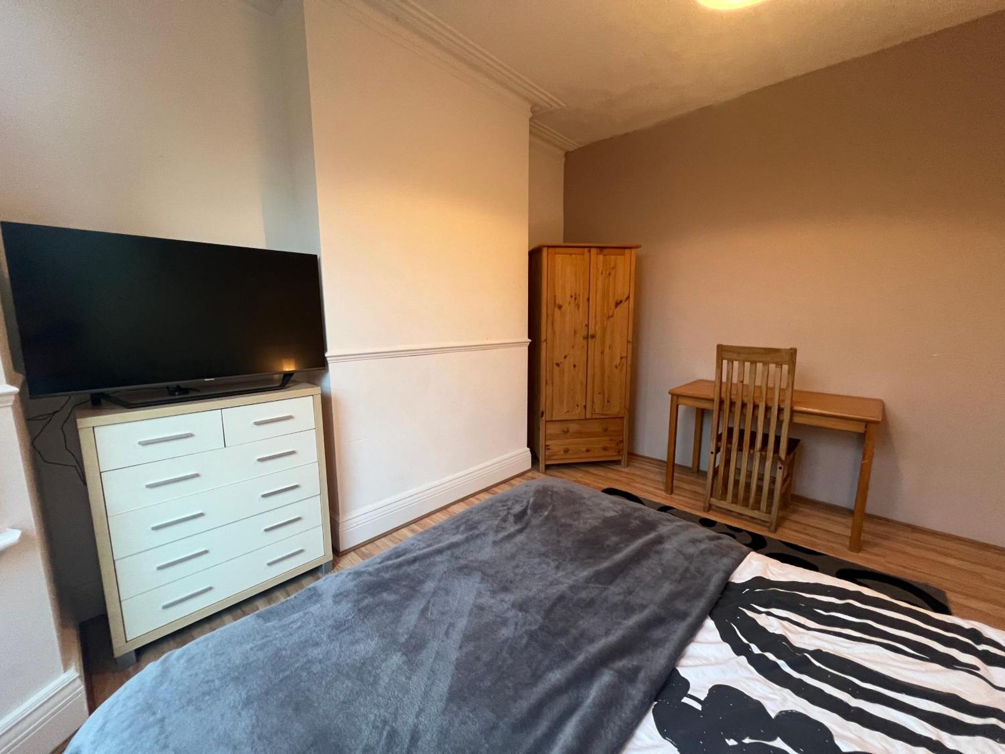 Private In Victorian House, Forest Hill, London