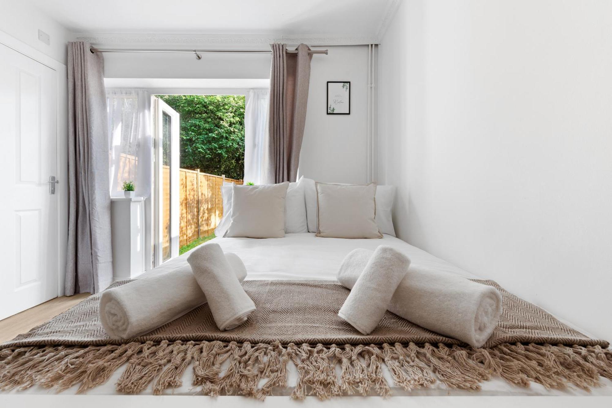 Apartment The Kensal - Modern, Warm & Cosy *