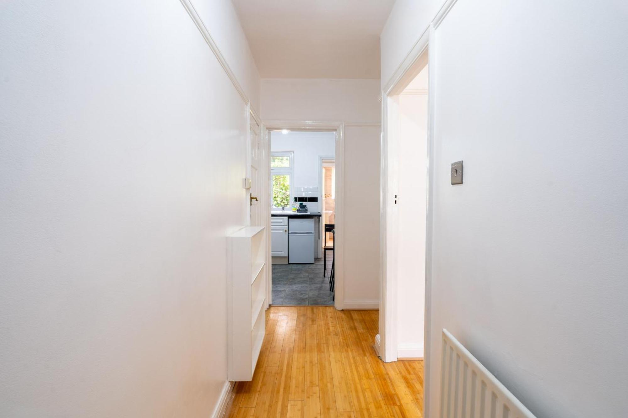 Apartamento 2 Bed, Wembley, Ealing, Londres