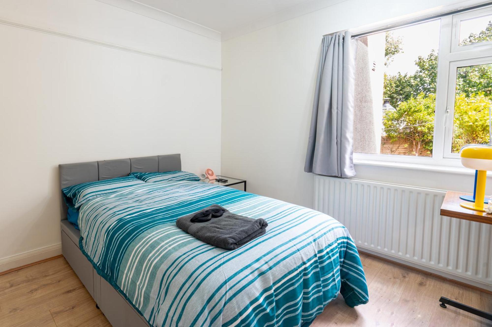 2 Bed, Wembley, Ealing, Londres