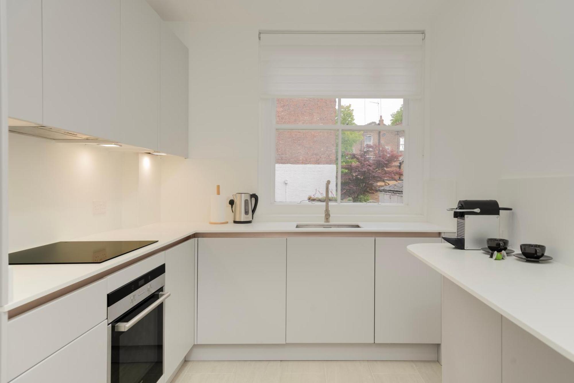Bright & Stylish In Apartment