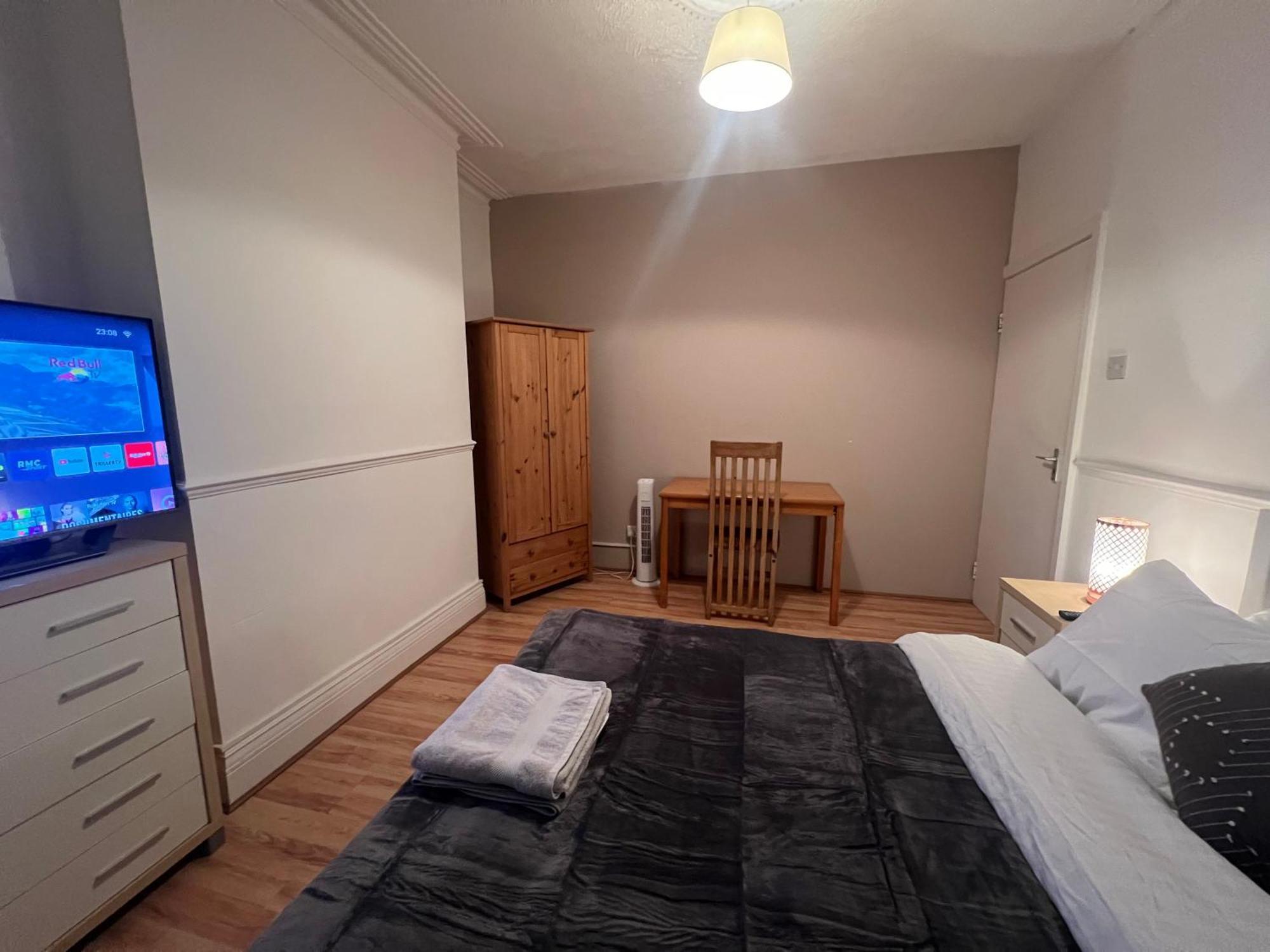 Guest house Private In Victorian House, Forest Hill, London