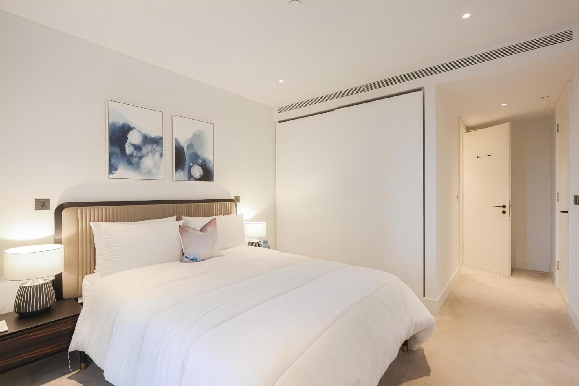 Fabulous Westfield 2 Bed